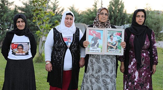 Başkan Erdoğan yanıtladı! Diyarbakır anneleri sevindi... 'Özgürlük burada Türkiye'de.'